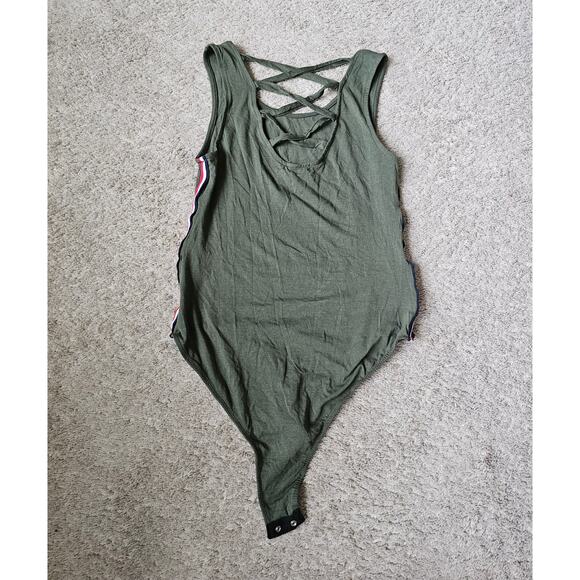 Heart & Hips Bodysuit Size Medium Sleeveless Bodice Criss Cross Green Boho Beach - Picture 2 of 10